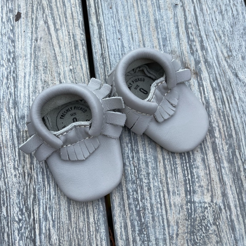 Freshly Picked Moccs NEW size 0